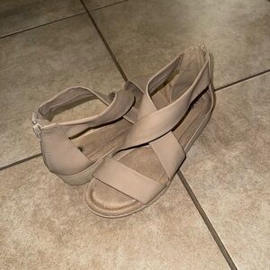 Earth Spirit Vintage OG Beige Stylish High Top Sandals